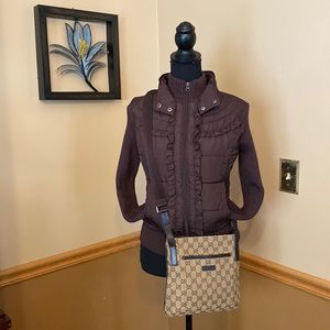 💯 % authentic Gucci crossbody bag